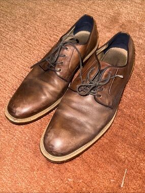 Banana Republic Brown Leather Men's Derby Shoes - Classic Lace-Up